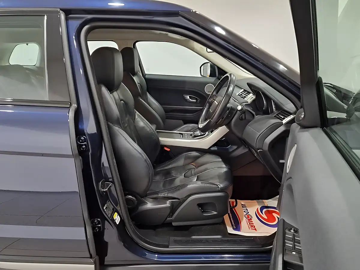 Used 2014 Land Rover Range Rover Evoque Pure Blue - Interior and Exterior details 9