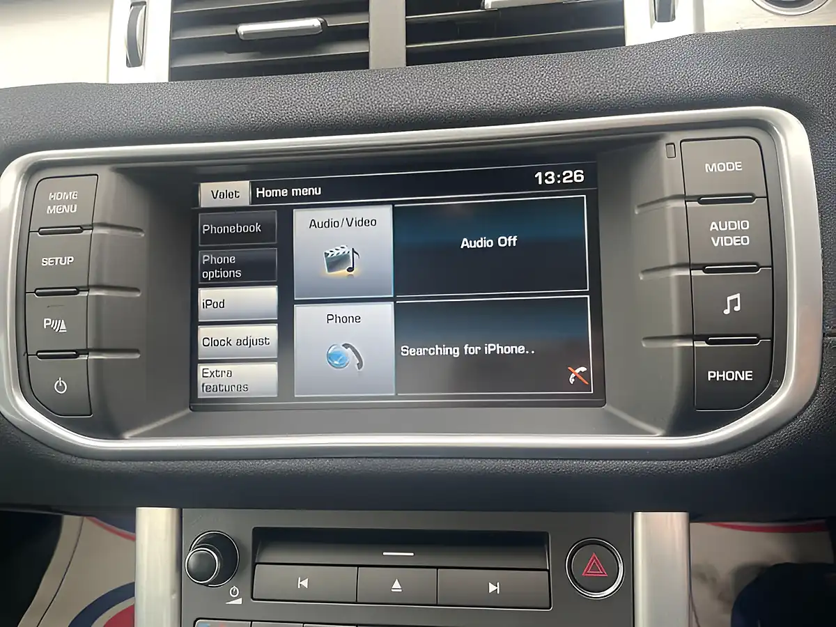 Used 2014 Land Rover Range Rover Evoque Pure Red - Interior and Exterior details 16