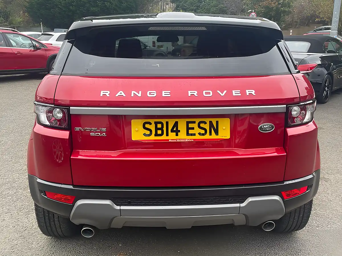 Used 2014 Land Rover Range Rover Evoque Pure Red - Interior and Exterior details 7