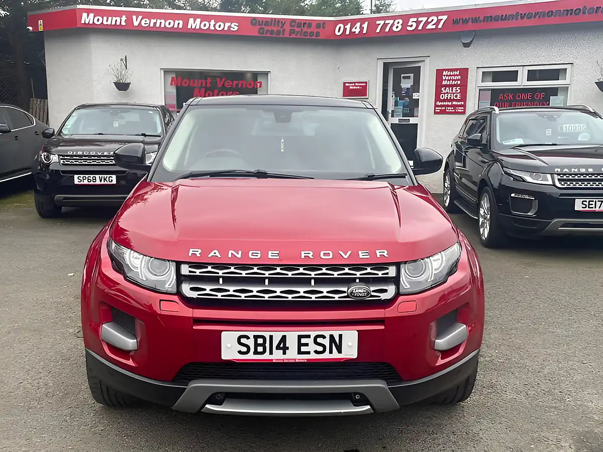 Used 2014 Land Rover Range Rover Evoque Pure Red - Interior and Exterior details 11