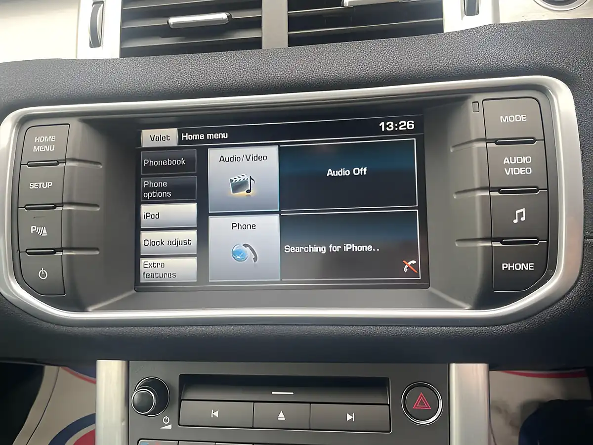 Used 2014 Land Rover Range Rover Evoque Pure Red - Interior and Exterior details 16