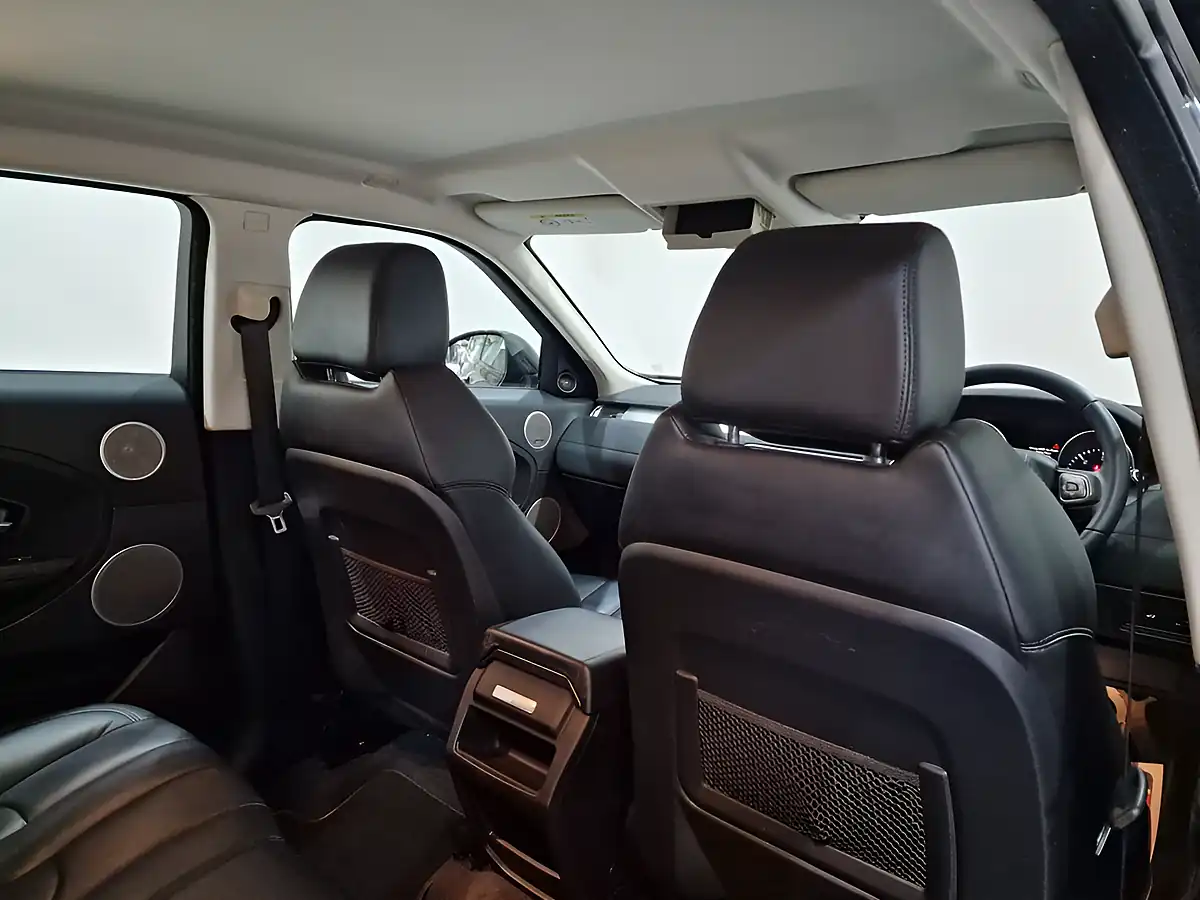 Used 2014 Land Rover Range Rover Evoque Pure Santorini Black - Interior and Exterior details 14