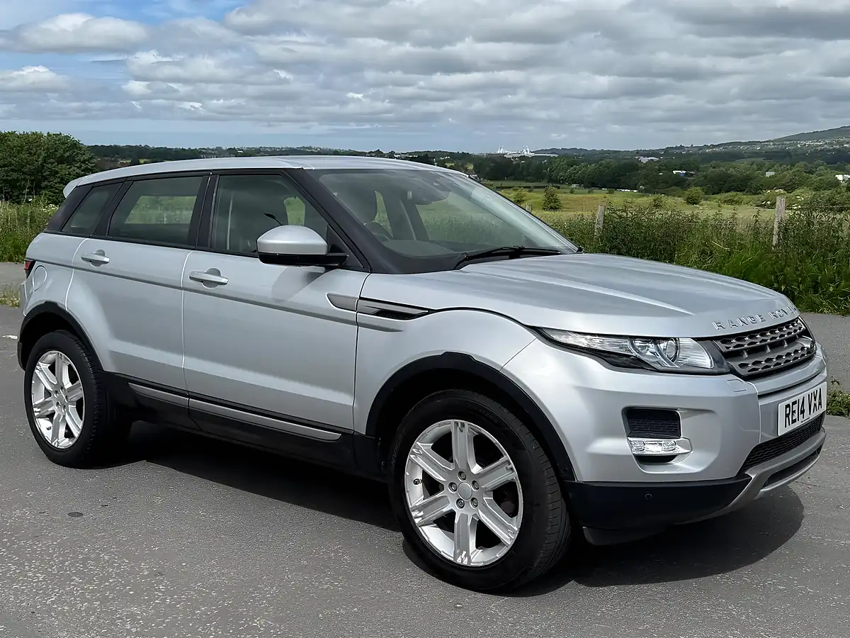 Used 2014 Land Rover Range Rover Evoque Pure Silver - Front View