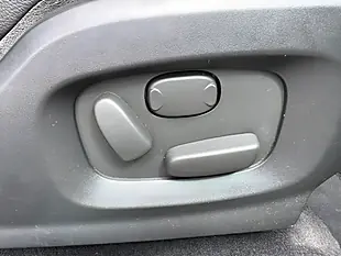 Used 2014 Land Rover Range Rover Evoque Pure Silver - Interior and Exterior details 14