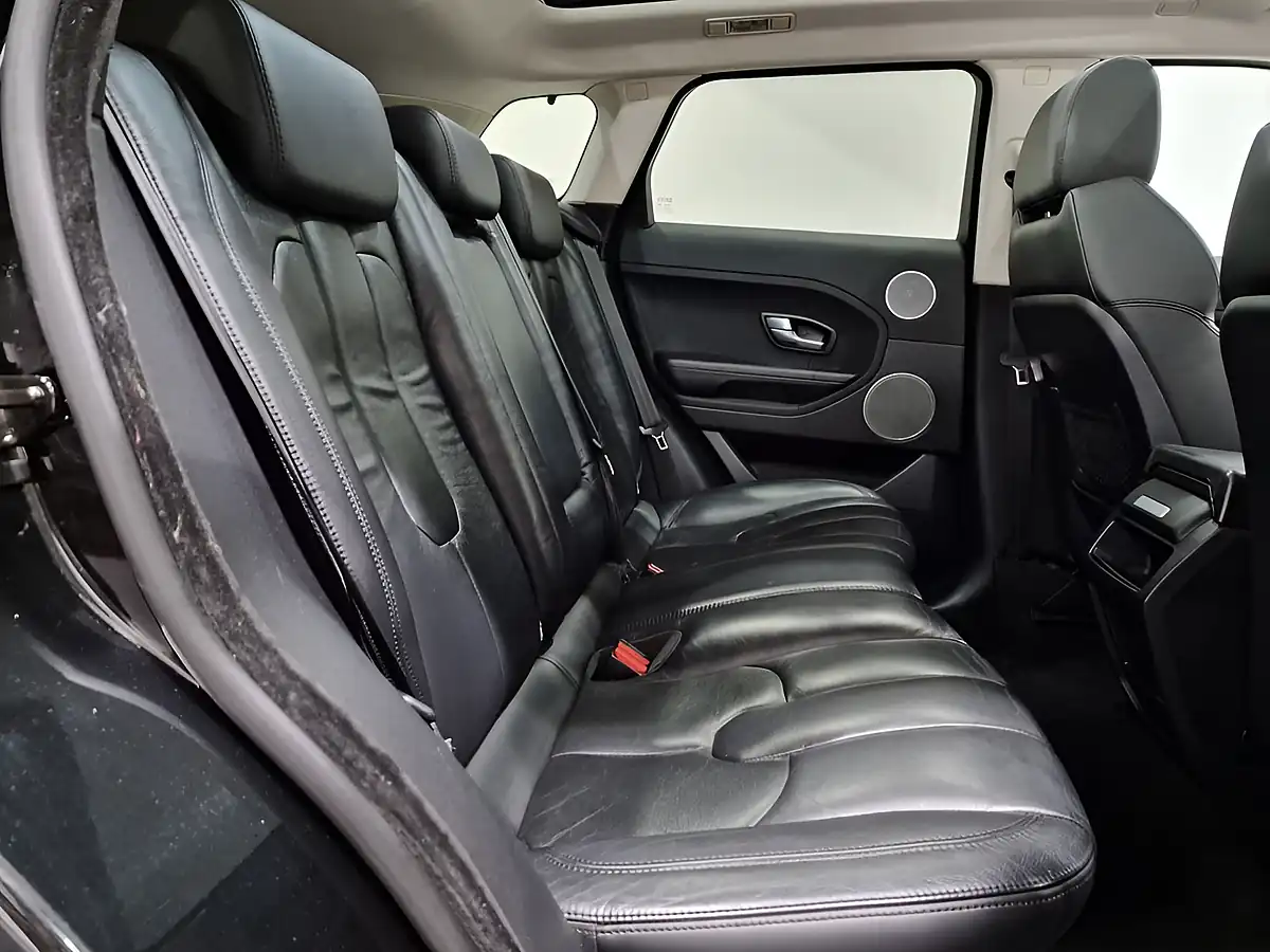 Used 2014 Land Rover Range Rover Evoque Pure Tech Black - Interior and Exterior details 12