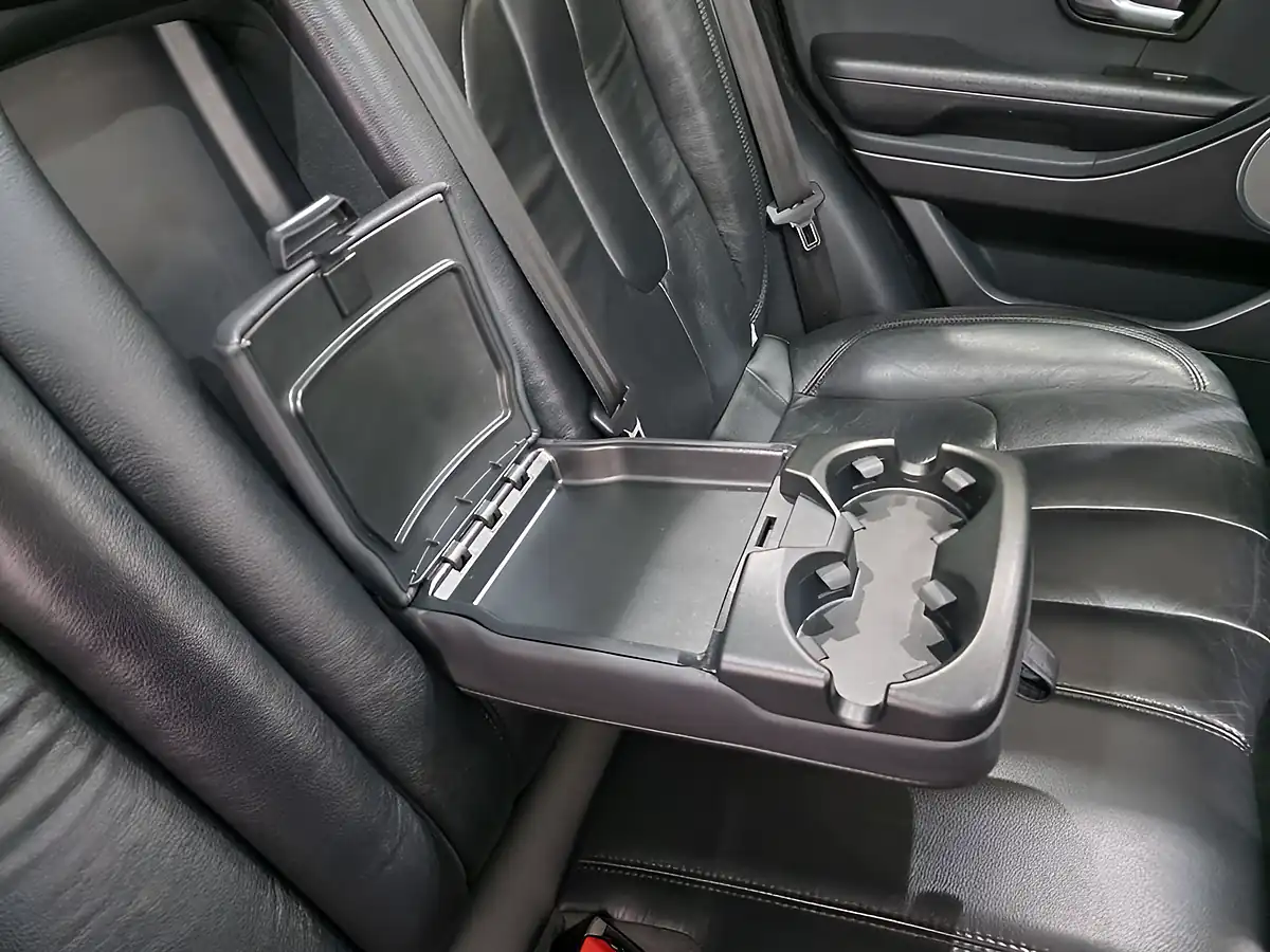 Used 2014 Land Rover Range Rover Evoque Pure Tech Black - Interior and Exterior details 13