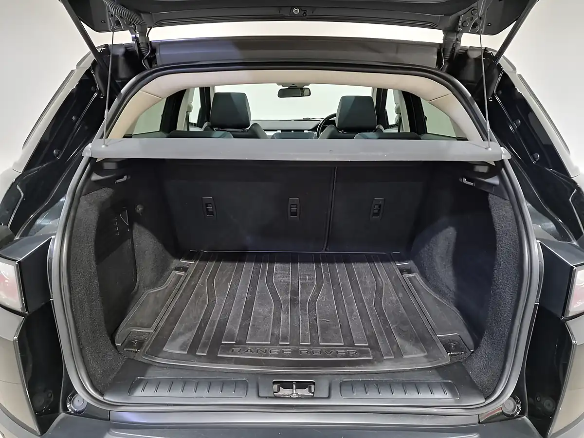 Used 2014 Land Rover Range Rover Evoque Pure Tech Black - Interior and Exterior details 20