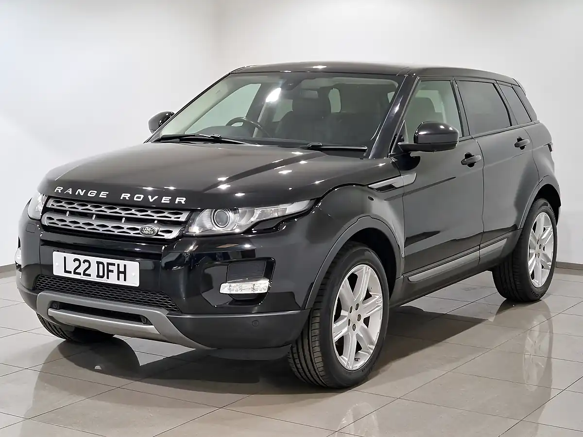 Used 2014 Land Rover Range Rover Evoque Pure Tech Black - Interior and Exterior details 3