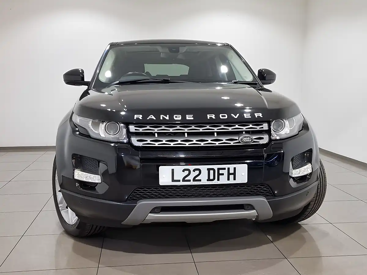 Used 2014 Land Rover Range Rover Evoque Pure Tech Black - Interior and Exterior details 8
