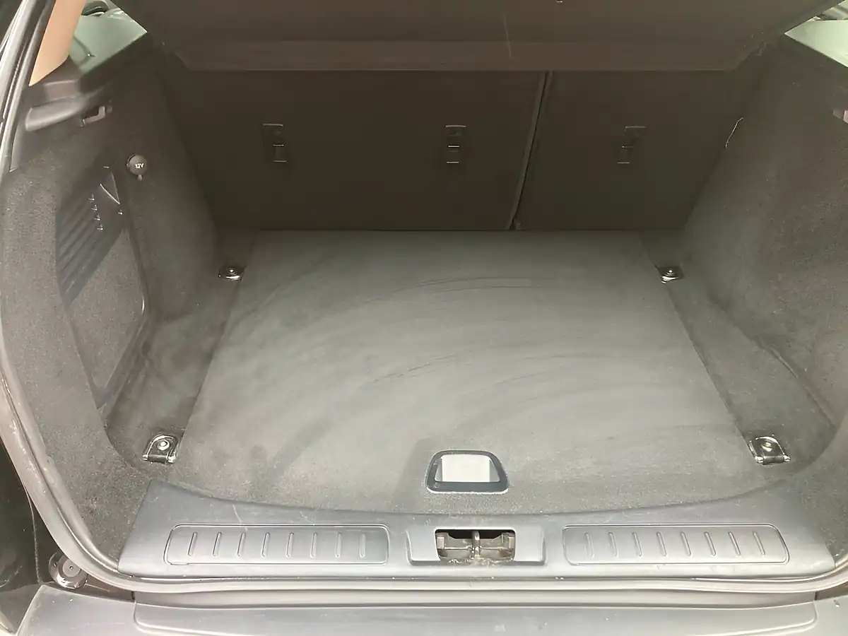 Used 2014 Land Rover Range Rover Evoque Pure Tech Black - Interior and Exterior details 10