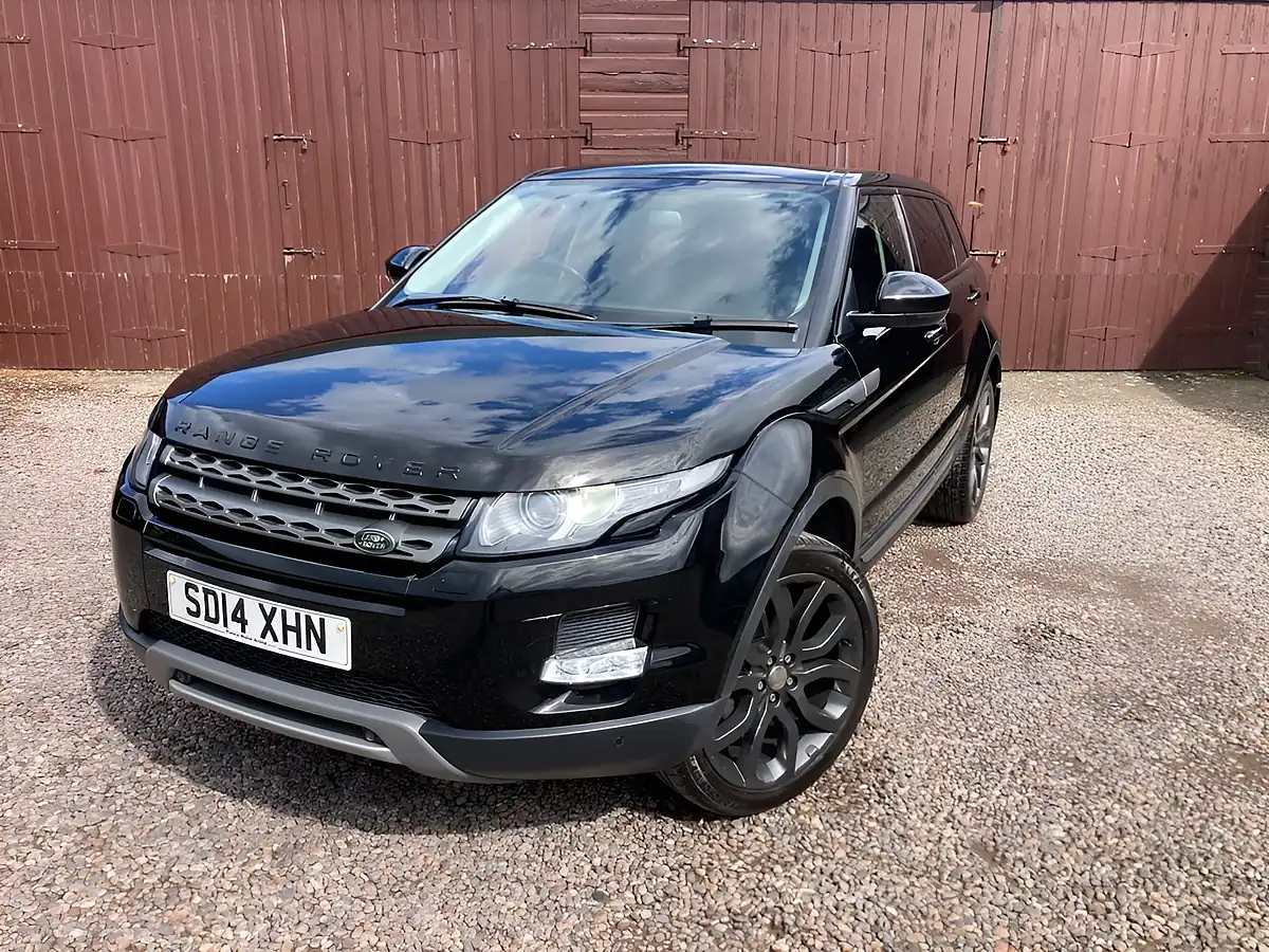 Used 2014 Land Rover Range Rover Evoque Pure Tech Black - Interior and Exterior details 2