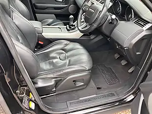 Used 2014 Land Rover Range Rover Evoque Pure Tech Black - Interior and Exterior details 6