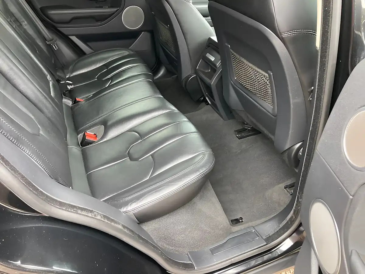 Used 2014 Land Rover Range Rover Evoque Pure Tech Black - Interior and Exterior details 7