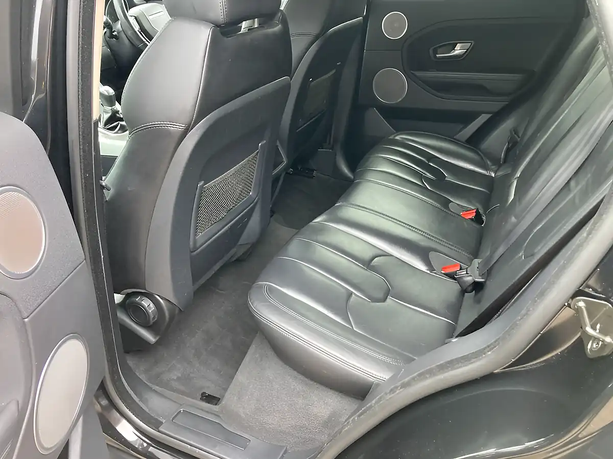 Used 2014 Land Rover Range Rover Evoque Pure Tech Black - Interior and Exterior details 9