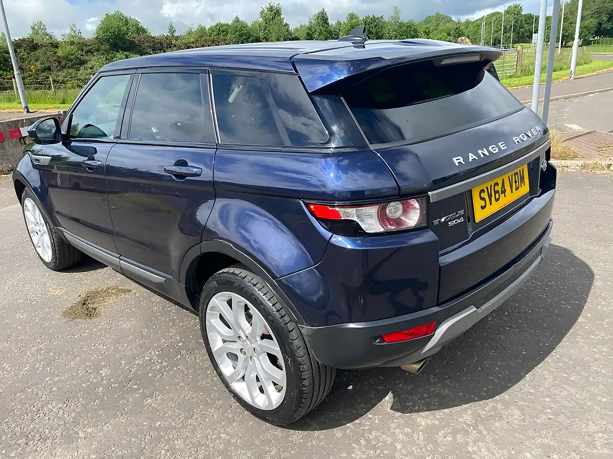 Used 2014 Land Rover Range Rover Evoque Pure Tech Blue - Interior and Exterior details 17