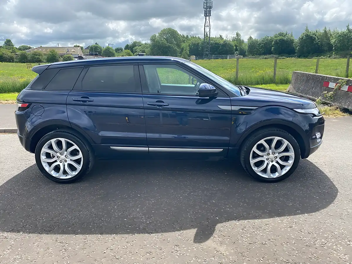 Used 2014 Land Rover Range Rover Evoque Pure Tech Blue - Interior and Exterior details 2