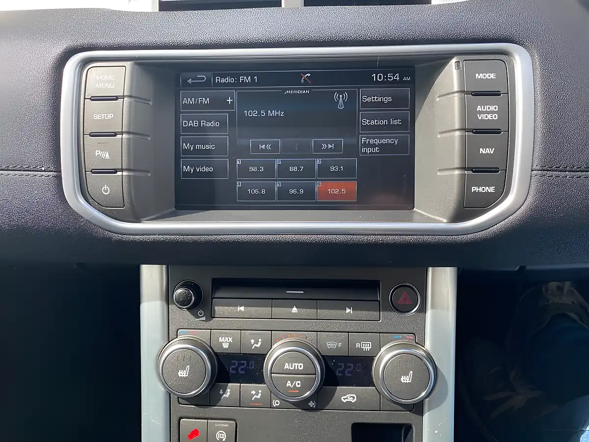 Used 2014 Land Rover Range Rover Evoque Pure Tech Blue - Interior and Exterior details 5