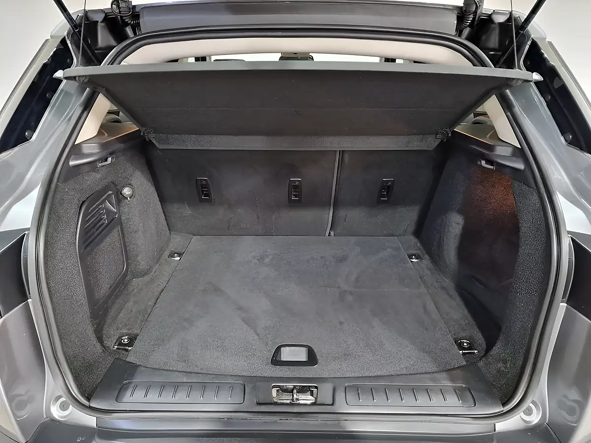 Used 2014 Land Rover Range Rover Evoque Pure Tech Grey - Interior and Exterior details 20