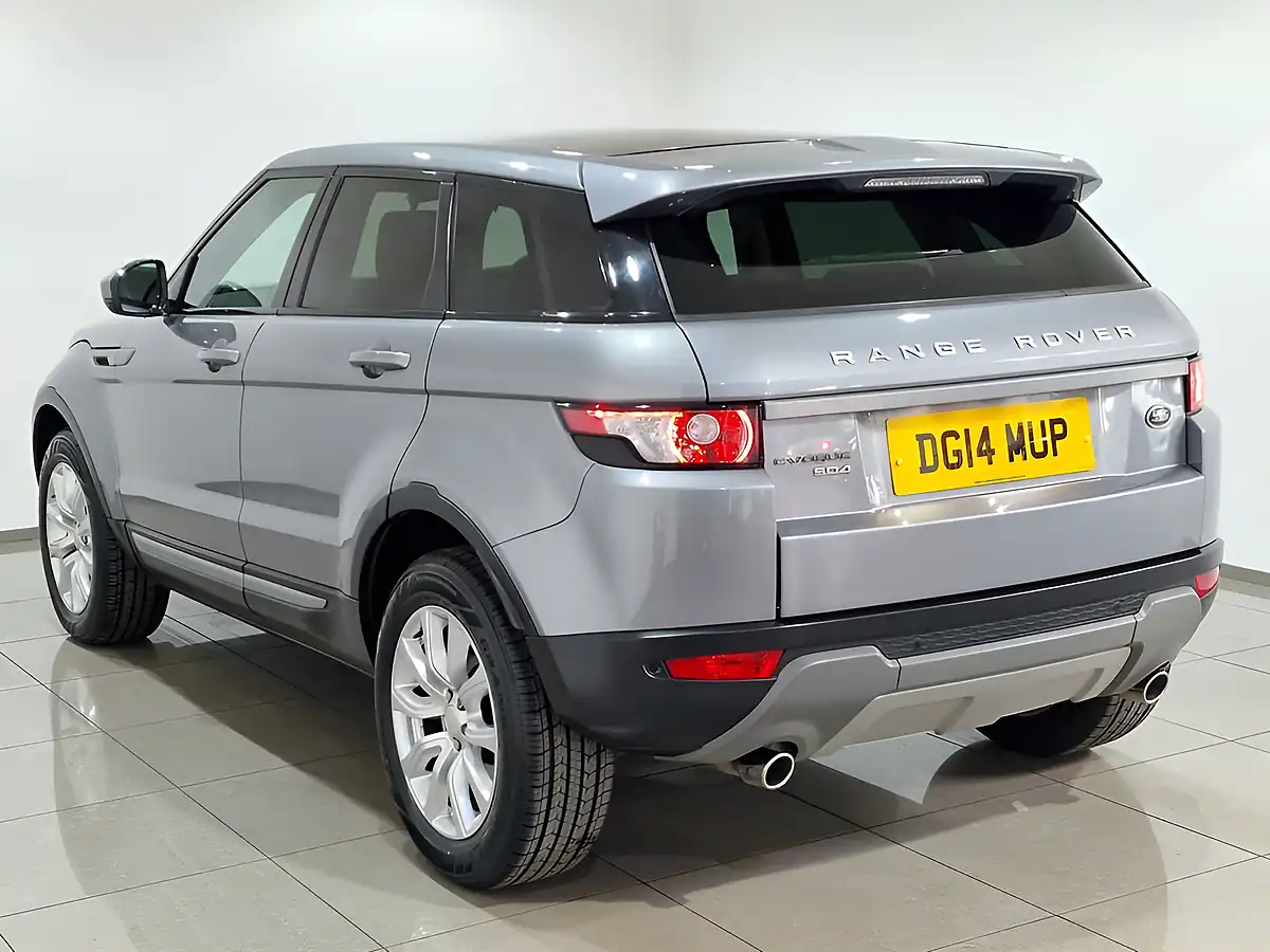 Used 2014 Land Rover Range Rover Evoque Pure Tech Grey - Interior and Exterior details 4