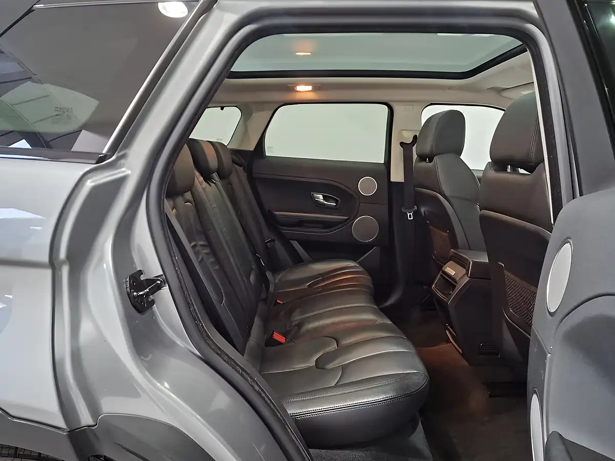 Used 2014 Land Rover Range Rover Evoque Pure Tech Grey - Interior and Exterior details 11