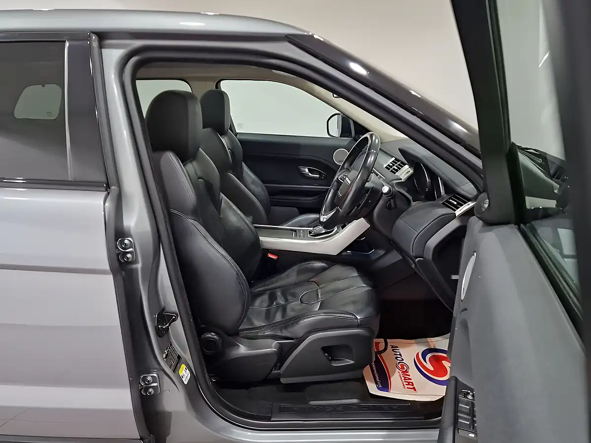 Used 2014 Land Rover Range Rover Evoque Pure Tech Grey - Interior and Exterior details 9