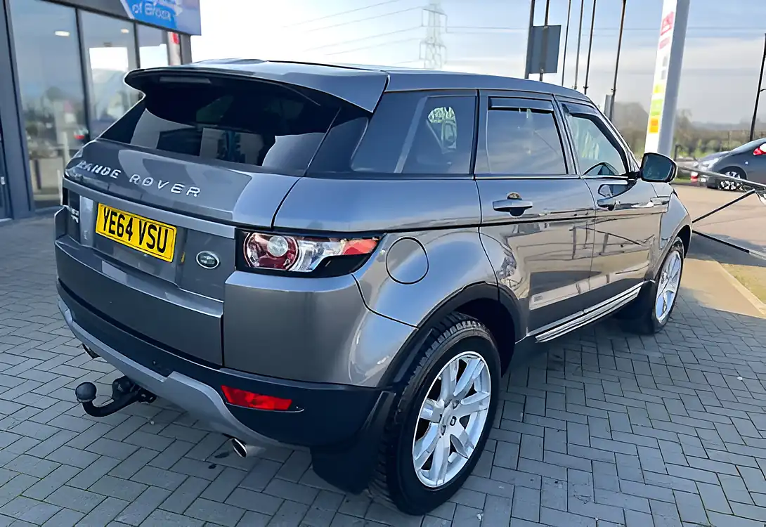 Used 2014 Land Rover Range Rover Evoque Pure Tech Grey - Interior and Exterior details 6