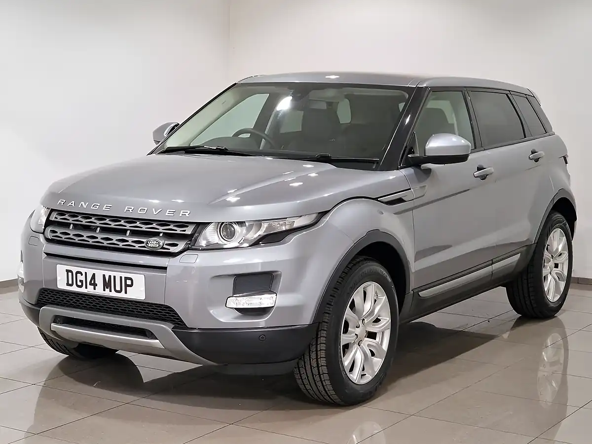 Used 2014 Land Rover Range Rover Evoque Pure Tech Grey - Interior and Exterior details 3