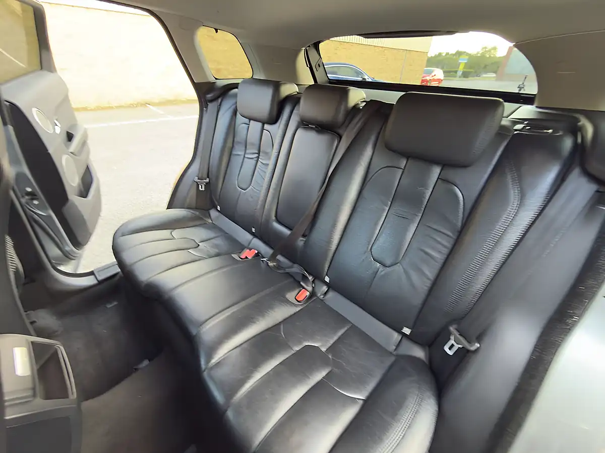 Used 2014 Land Rover Range Rover Evoque Pure Tech Grey - Interior and Exterior details 11
