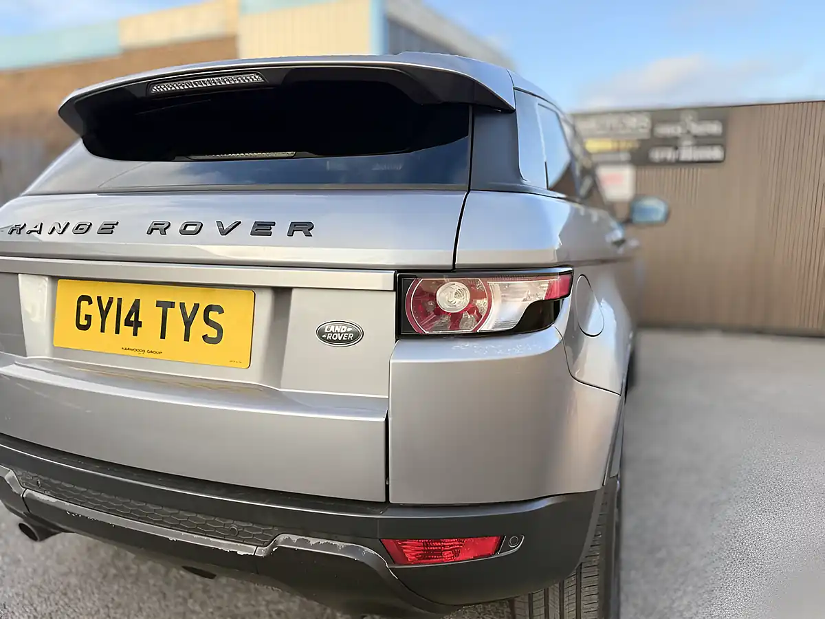 Used 2014 Land Rover Range Rover Evoque Pure Tech Grey - Interior and Exterior details 19