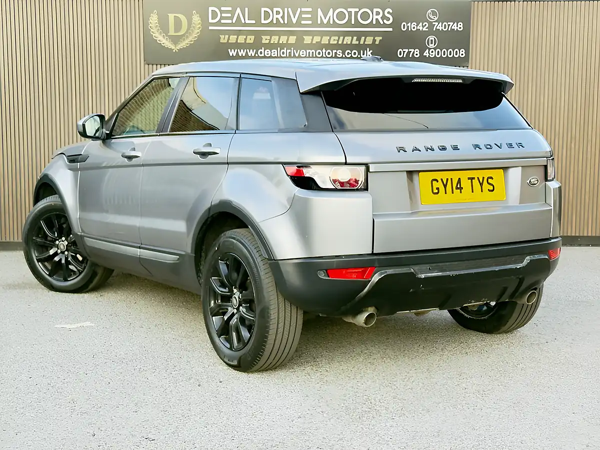Used 2014 Land Rover Range Rover Evoque Pure Tech Grey - Interior and Exterior details 5