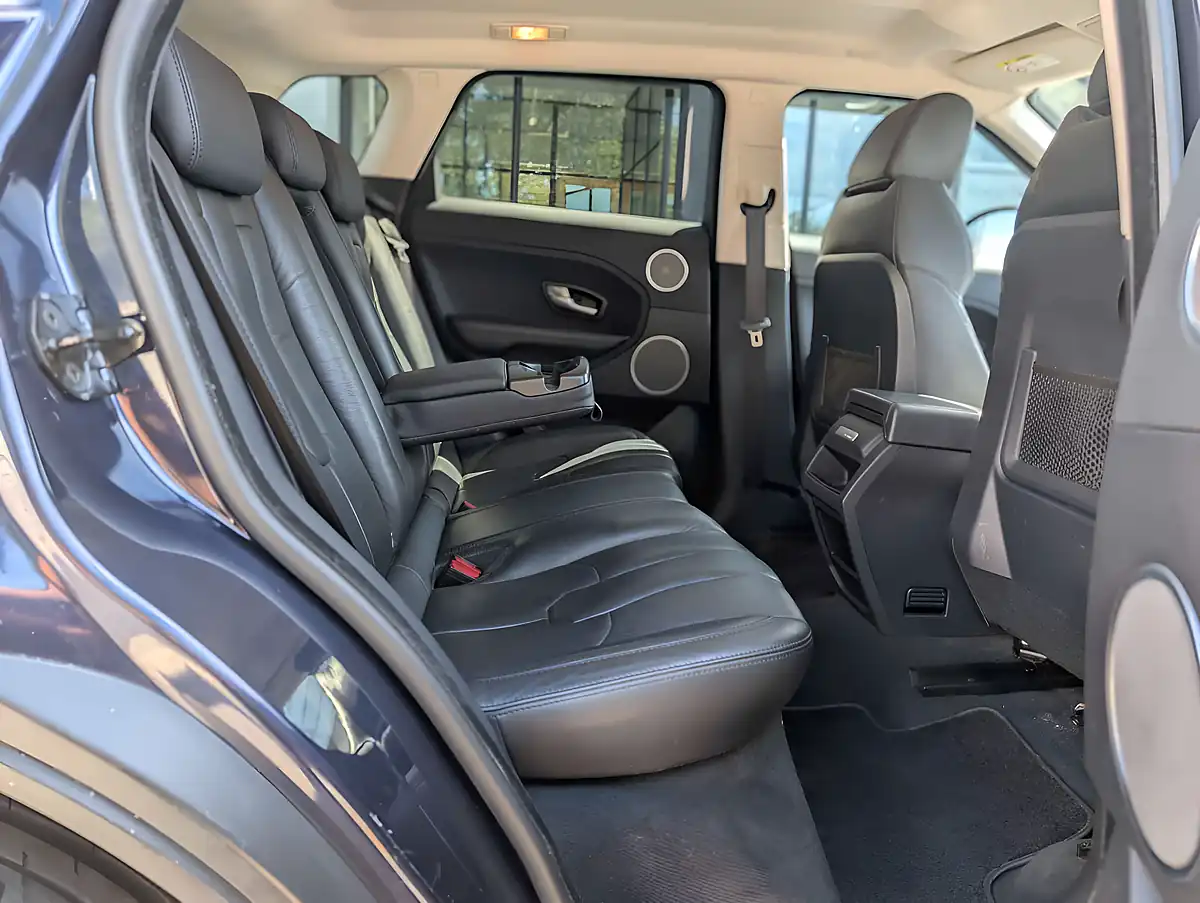 Used 2014 Land Rover Range Rover Evoque Pure Tech - Interior and Exterior details 13