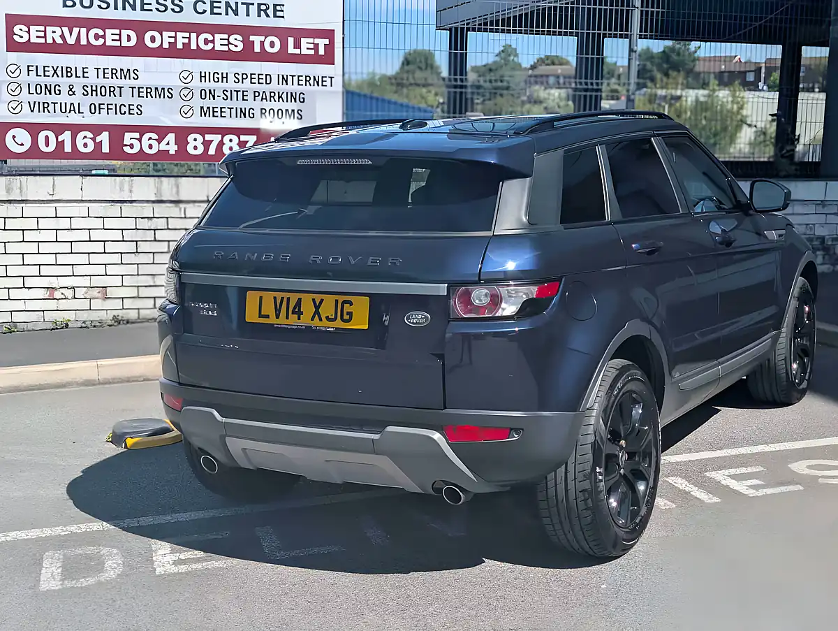 Used 2014 Land Rover Range Rover Evoque Pure Tech - Interior and Exterior details 9