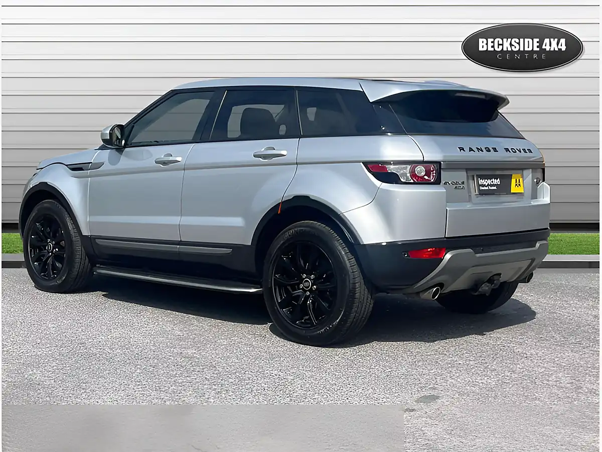 Used 2014 Land Rover Range Rover Evoque Pure Tech Indus Silver - Interior and Exterior details 7