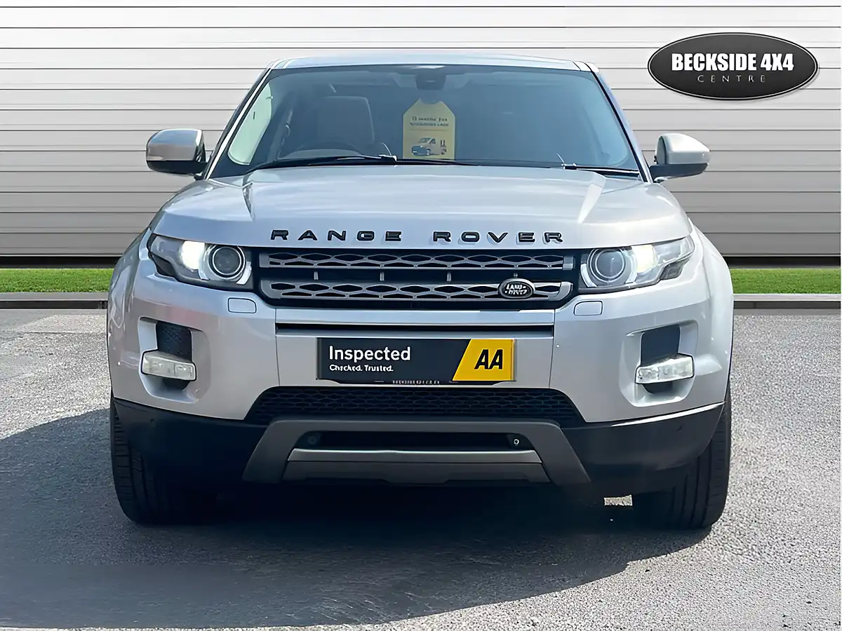 Used 2014 Land Rover Range Rover Evoque Pure Tech Indus Silver - Interior and Exterior details 8