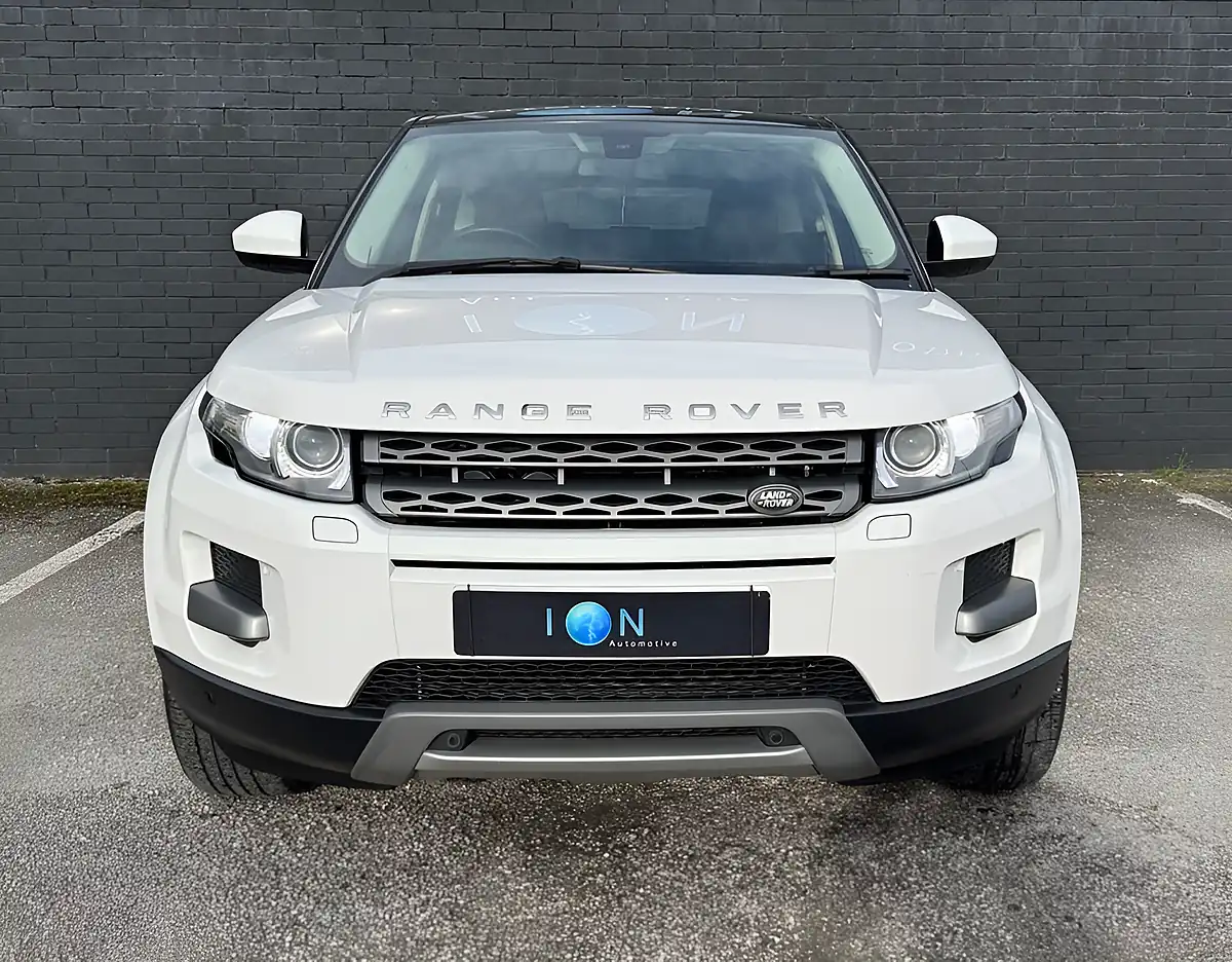 Used 2014 Land Rover Range Rover Evoque Pure Tech White - Interior and Exterior details 13