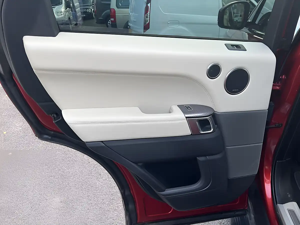 Used 2014 Land Rover Range Rover Sport Autobiography Dynamic Chilli Red - Interior and Exterior details 13