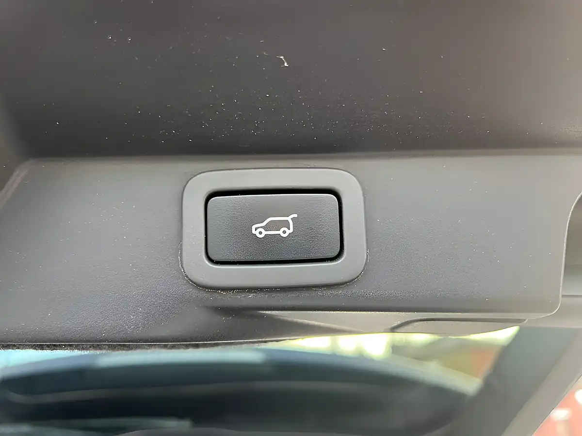 Used 2014 Land Rover Range Rover Sport Autobiography Dynamic Chilli Red - Interior and Exterior details 14