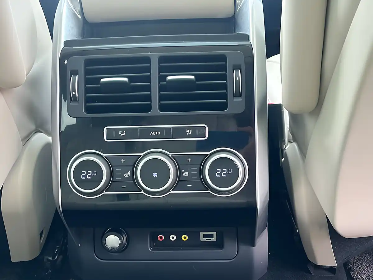 Used 2014 Land Rover Range Rover Sport Autobiography Dynamic Santorini Black - Interior and Exterior details 12