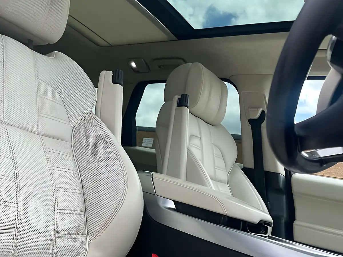 Used 2014 Land Rover Range Rover Sport Autobiography Dynamic Santorini Black - Interior and Exterior details 13