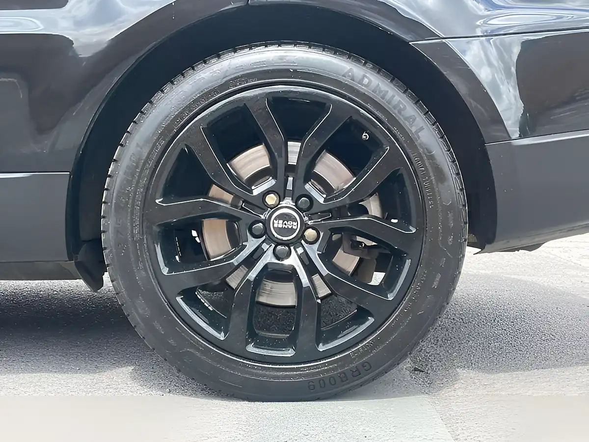 Used 2014 Land Rover Range Rover Sport Autobiography Dynamic Santorini Black - Interior and Exterior details 17