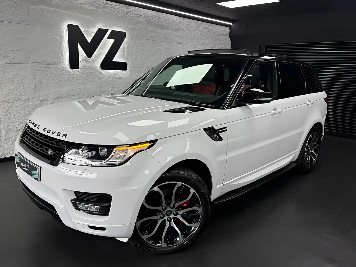 Used 2014 Land Rover Range Rover Sport Autobiography Dynamic White - Front View