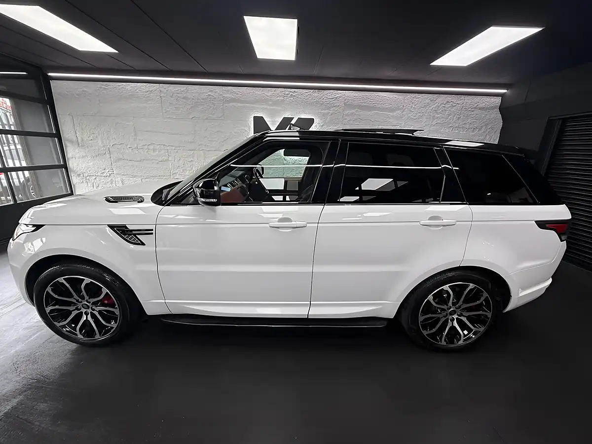 Used 2014 Land Rover Range Rover Sport Autobiography Dynamic White - Interior and Exterior details 16