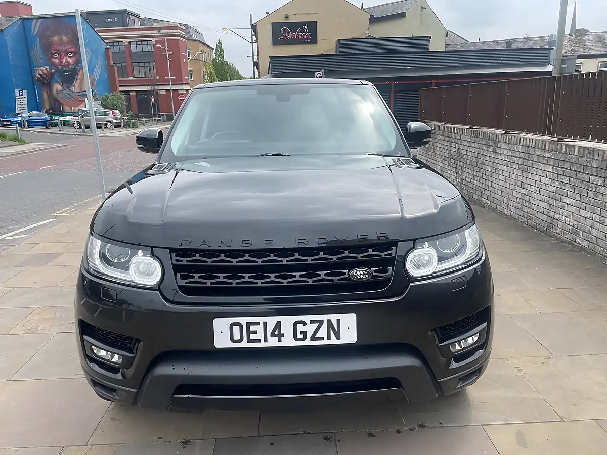 Used 2014 Land Rover Range Rover Sport Hse Dynamic Black - Interior and Exterior details 7