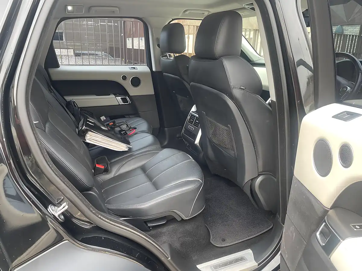 Used 2014 Land Rover Range Rover Sport Hse Dynamic Black - Interior and Exterior details 9