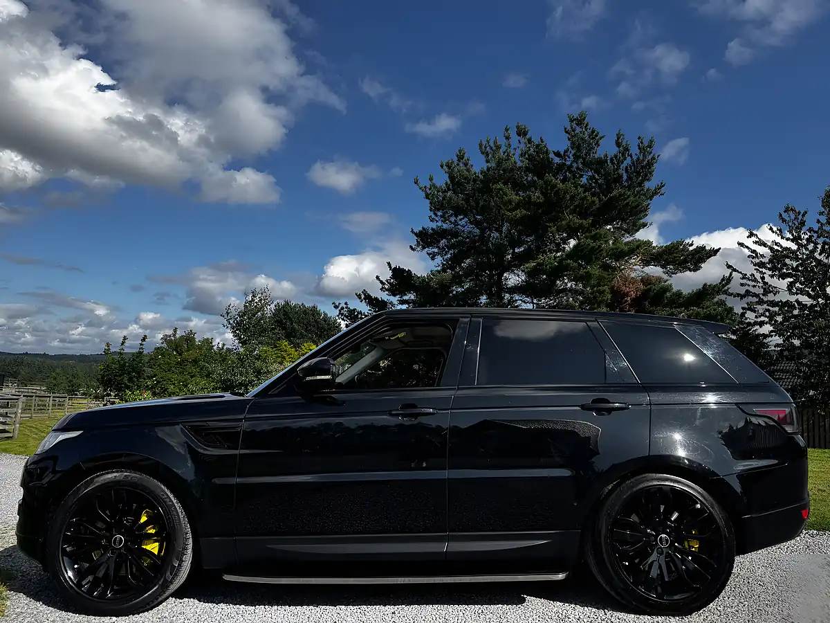 Used 2014 Land Rover Range Rover Sport Hse Dynamic Black - Interior and Exterior details 13