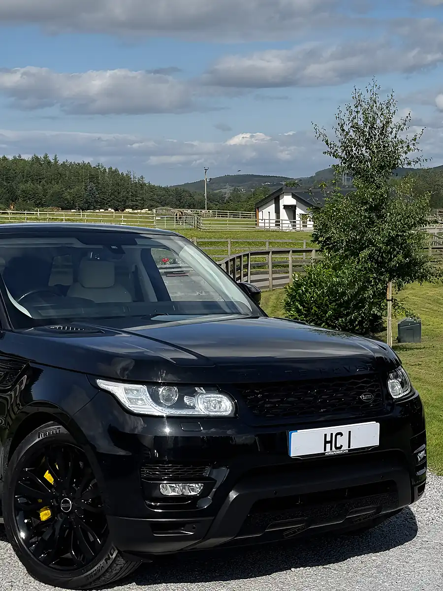 Used 2014 Land Rover Range Rover Sport Hse Dynamic Black - Interior and Exterior details 2