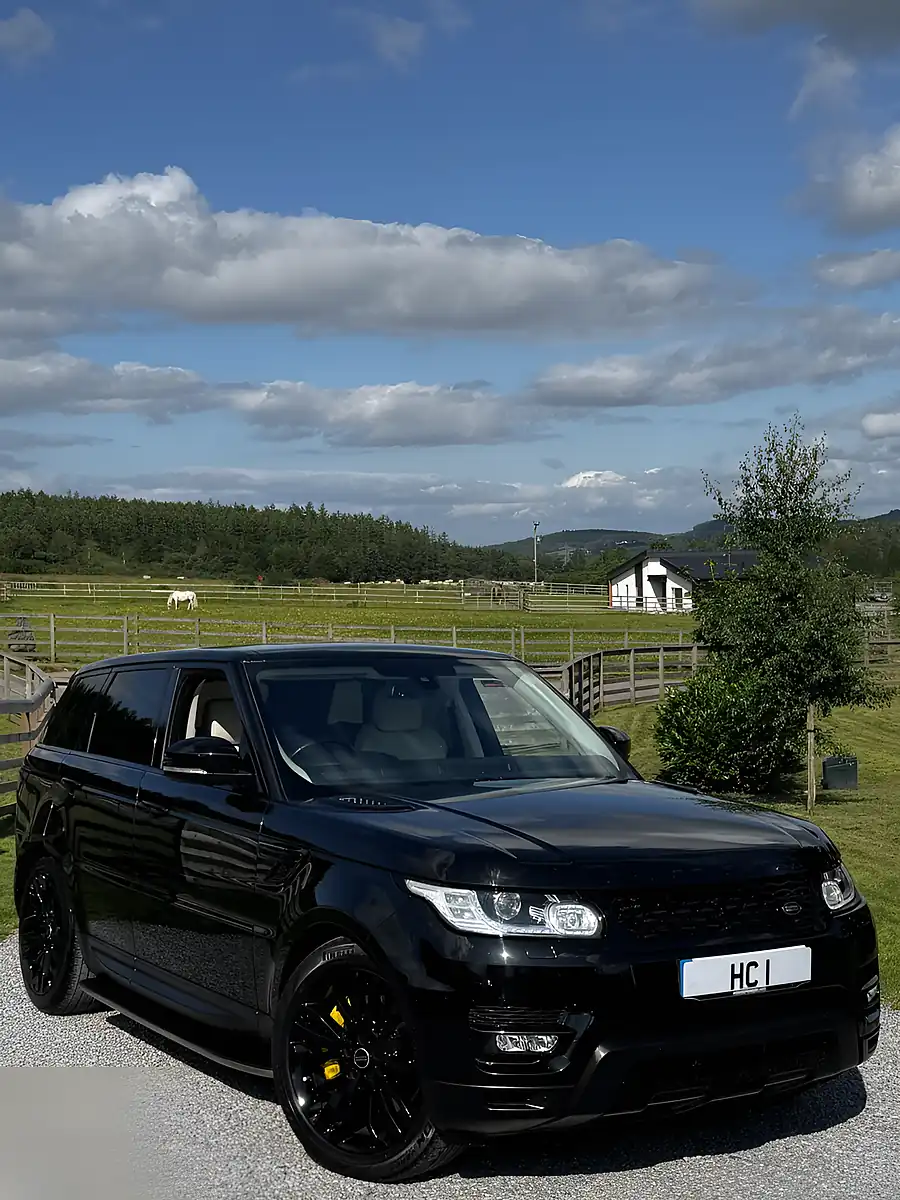 Used 2014 Land Rover Range Rover Sport Hse Dynamic Black - Interior and Exterior details 4
