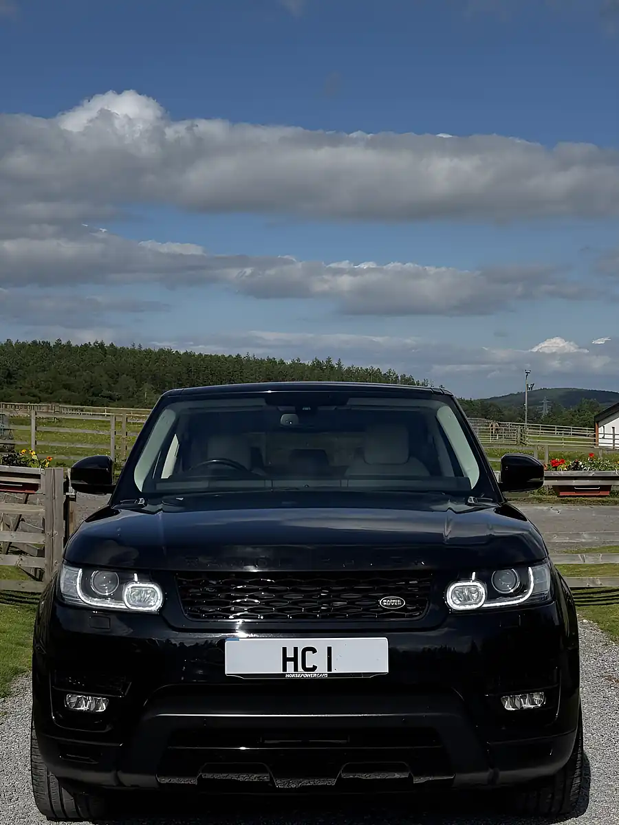 Used 2014 Land Rover Range Rover Sport Hse Dynamic Black - Interior and Exterior details 9