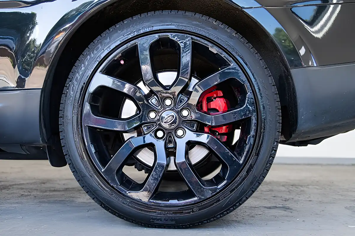 Used 2014 Land Rover Range Rover Sport Hse Dynamic Black - Interior and Exterior details 14