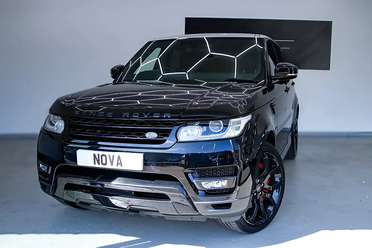 Used 2014 Land Rover Range Rover Sport Hse Dynamic Black - Interior and Exterior details 2